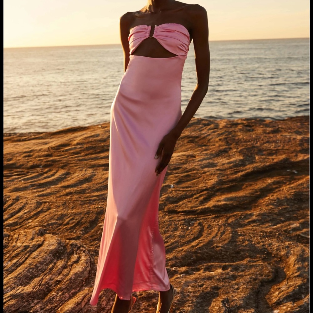 Elegant Pink Maxi Dress